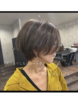 スーク 宜野湾店(suuk) ショートボブ×ハイライトグレージュ