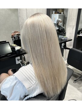 アンダーバーホワイト 京橋店(_WHITE) whitey beige