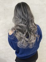 イル(iLu.)&nbsp;シルバーシャドウルーツ