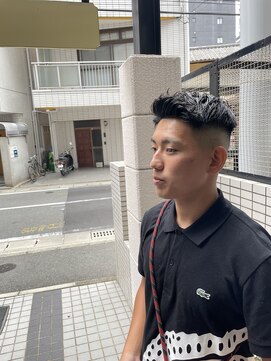 ウェルネス(Wellness) ツイストスパイラルサイドパート韓国マッシュ