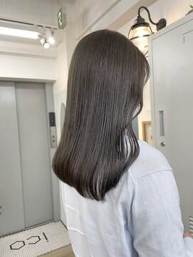 イコ 表参道原宿(ico) オリーブグレージュ