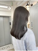 オリーブグレージュ