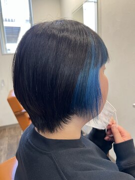 ヘアアンドリラクゼーション ジン(Jinn) ターコイズカラー