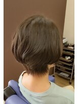 ブルブンガ(Berbunga)&nbsp;前下がりボブ×ショートマッシュひし形シルエット