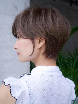 エインアンリー 表参道(AIN.ANLY.) 前髪あり大人ショート20代30代40代【AIN.表参道】川原大地