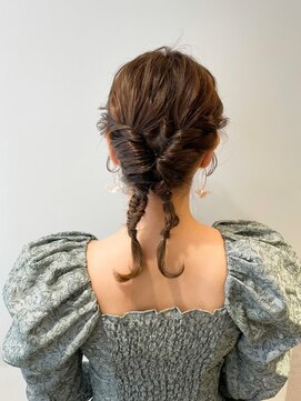 エミィ(emme) 【emme×石崎】へアアレンジ/ツインアレンジ