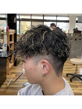 スウェル 千葉店(Swell) 前下がりVマッシュ