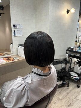 コワファーストナガサキシャンプーボーイ(COIFF1RST NAGASAKI SHAMPOO BOY) まるみボブ