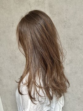 エアー 青山(AIR) ブリーチなしスモーキーベージュカラーロングレイヤー