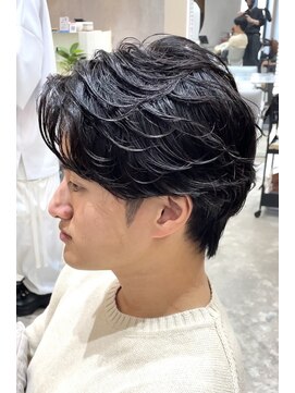 ブルニール 心斎橋(BLEUNIR) ニュアンスパーマ　センターパート　韓国ヘア　ビジネスヘア