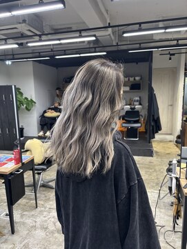 エガオ 藤沢店(EGAO) 【ホワイトグラデーションバレイヤージュ】