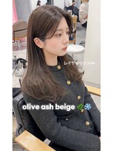 ガーランドウメダ(Garland umeda) レイヤーカット_オリーブアッシュベージュ_ 担当 垣内 9954