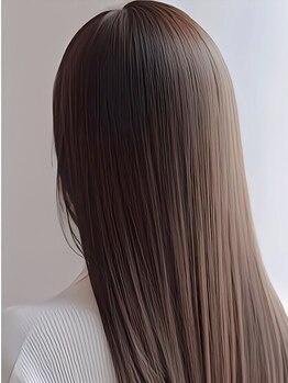 プラーナ 木曽川店の写真/年中無休!グレイカラー¥4200/グレイカラー+TR¥4800～気になる白髪もしっかりカバー!大人女性にもオススメ♪