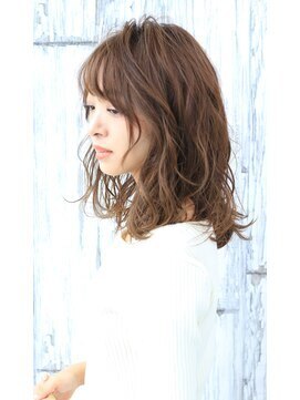 ニスル 町田店(NISURU) 黒髪/クラゲヘアー/オリーブグレー/小顔/ココアベージュ