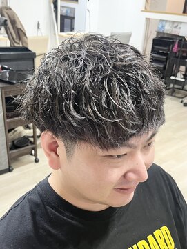エメヘアデザイン ルイス(Aimer Hair Design Lewis) スパイラルパーマ×ハイライトカラー/メンズパーマ/ 弘前市