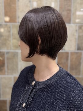 ピークアブー アヴェダ アトレ恵比寿(PEEK-A-BOO AVEDA) ショート/ショートボブ/前髪あり/骨格補正/恵比寿/30代/40代