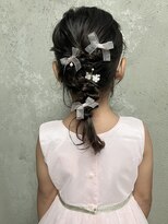 kotona【コトナ】&nbsp;キッズヘアアレンジ発表会ヘアセットダウンスタイルヘアセット