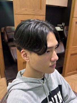 アンカー(ANCHOR) カットで変わる◎癖毛を活かしたスタイル!!