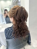 アメリ(AMELIE)&nbsp;高めハーフポニー