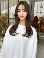 フルール(hair place Fleur)&nbsp;ミディアムレイヤー＆オリーブグレージュカラー