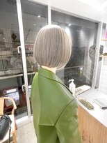 アルボ バイ ミラ 心斎橋(ARVO by MILA)&nbsp;心斎橋/ブリーチ/ケアブリーチ/レイヤーカット/ホワイト
