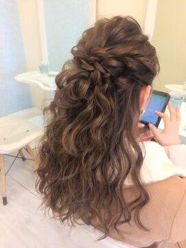 ヘアセットサロン ミント(Hair set salon MINT) 波ウェーブハーフアップ♪