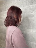 ベリーピンクミディアム_脱力系ウェーブ_リラクシーミディ