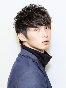 グロウ 別府店(growth) ツーブロッククセ毛スタイル