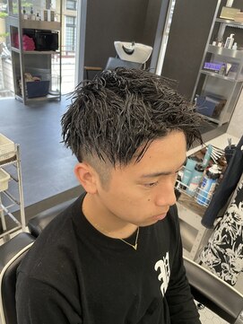 リプレイ 草津店(RIPLAY) ツイストパーマ