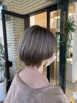 ユウ(Yuu.)&nbsp;ラベンダーグレージュ