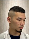夏の暑さ吹き飛ばしベリーショート
