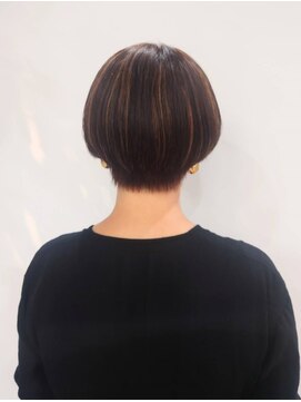 ヘア イノウエ HAIR INOUE 大人マッシュショート