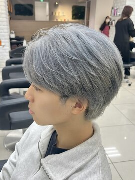 テクト バイアッシュ 吉祥寺店(Tect by Ash) センターパートマッシュハイトーンブリーチ2回ホワイトシルバー