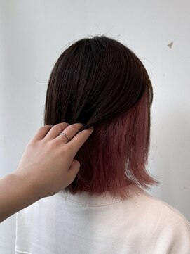 アライブ キチジョウジ(ALIVE Kichijoji) ボブと相性抜群インナーカラー!