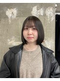 オリーブベージュ