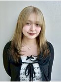 デザインカラーエンドカラーブロンドレイヤーカット