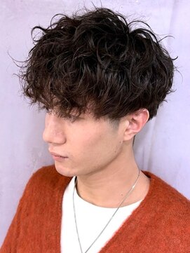 ディスイズバーバー(THIS IS BARBER) ツーブロック マッシュ ブラウン スパイラルパーマ 【札幌】