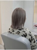 切りっぱなしボブ×グレージュ