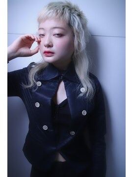 ブーケ(BOUQUET) オシャレ女子におすすめ、ロングウルフ