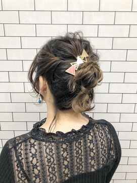 リール(THE RIRE.) ＊THE RIRE． ポニーテールアレンジ＊