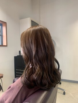 サロン クラッチ クリエイティブ コンセプト(salon CLUTCH creative concept) beige color