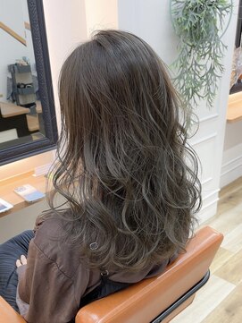 ロビー(LOBBY) 『LOBBY』 佐藤　透け感アッシュカラー☆