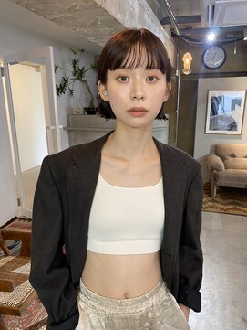 ガタカ(GATTACA) 耳かけボブとマロンベージュ