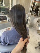 ロンドルーチェ 心斎橋(Lond luce)&nbsp;ダークアッシュ/ミディアムレイヤーカット［髪質改善/縮毛矯正］