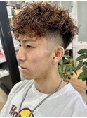 スペインカールツイストパーマフェードツーブロックメンズパーマ