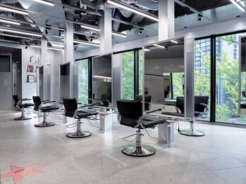 PELE 梅田　ブリーチ/ハイトーン/ダブルカラー/インナーカラー/ケアブリーチ【ペレ】