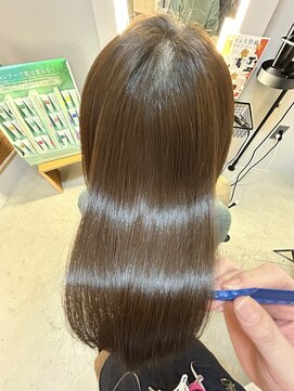 シイカ(siica) 髪質改善縮毛矯正 美髪ストレート