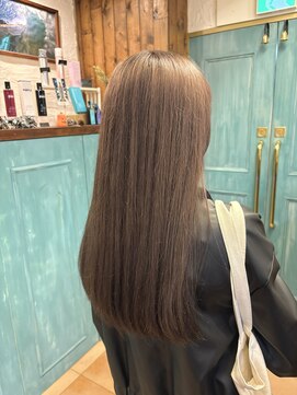 ヘアー デザイナーズ クルー ドルフィン(HAIR DESIGNERS CREW dolphin) グレージュカラー