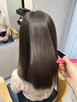 リュンヌ(Lune) やわらかグレージュ×水素トリートメント/艶髪/美髪/モテ髪/YU83