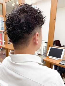 チームボス(Team BOSS) メンズパーマスタイル